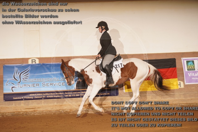 s_A_900636.JPG